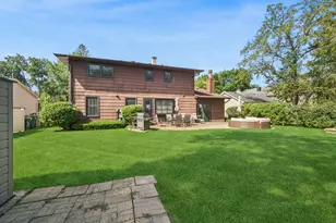 [Address not provided], Buffalo Grove, IL 60089 - Photo 26
