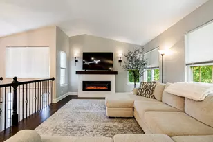 2322 Chasewood Dr, Downers Grove, IL 60515 - Photo 4