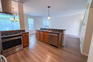 1453 Millbrook Dr, Algonquin, IL 60102 - Photo 4