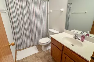 1453 Millbrook Dr, Algonquin, IL 60102 - Photo 14