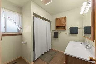 14849 Park Ave, Oak Forest, IL 60452 - Photo 16