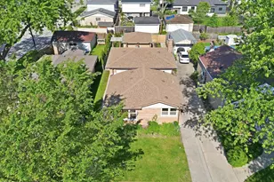 7506 Kilbourn Ave, Skokie, IL 60076 - Photo 26