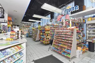 655 W Irving Park Rd, Chicago, IL 60613 - Photo 20