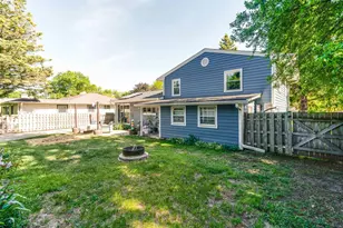 489 1st St, Antioch, IL 60002 - Photo 30
