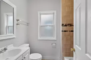 8005 S Blackstone Ave, Chicago, IL 60619 - Photo 8