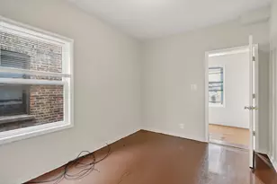 8005 S Blackstone Ave, Chicago, IL 60619 - Photo 6