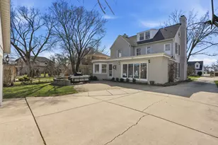 171 S Fairview Ave, Elmhurst, IL 60126 - Photo 44