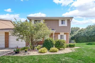 1010 Heathrow Court, Wheaton, IL 60189 - Photo 1