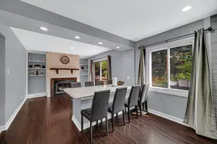 1010 Heathrow Ct, Wheaton, IL 60189 - Photo 8