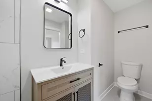 8452 S Marshfield Ave, Chicago, IL 60620 - Photo 28