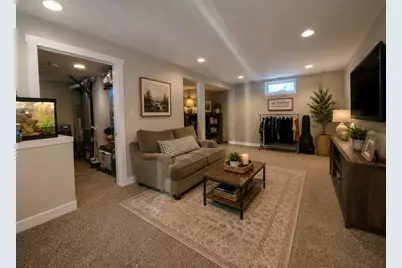 470 Fremont Street, Elgin, IL 60120 - Photo 14