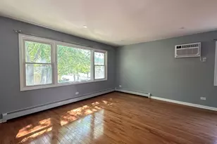 5404 N Central Ave, Chicago, IL 60630 - Photo 2