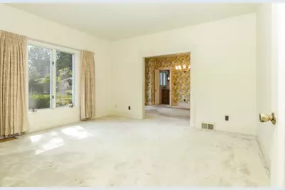 1507 E Taylor Street, Bloomington, IL 61701 - Photo 14