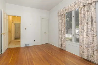 1507 E Taylor Street, Bloomington, IL 61701 - Photo 22