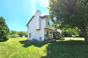 407 Staffordshire Dr, Poplar Grove, IL 61065 - Photo 26