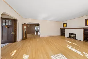 509 S Oakland Ave, Villa Park, IL 60181 - Photo 8