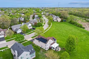 606 Arlington Ln, South Elgin, IL 60177 - Photo 40