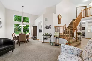 606 Arlington Ln, South Elgin, IL 60177 - Photo 8