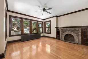 4734 N Karlov Ave, Chicago, IL 60630 - Photo 2