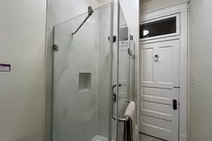 1359 E 57th St, Chicago, IL 60637 - Photo 24