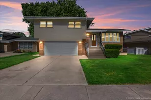 10328 Long Ave, Oak Lawn, IL 60453 - Photo 2