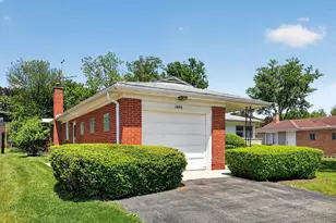 1400 London Ln, Glenview, IL 60025 - Photo 1