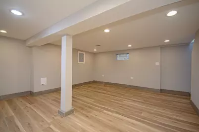 9605 S Greenwood Avenue, Chicago, IL 60628 - Photo 14