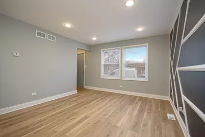 9605 S Greenwood Avenue, Chicago, IL 60628 - Photo 6