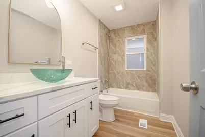 9605 S Greenwood Avenue, Chicago, IL 60628 - Photo 12
