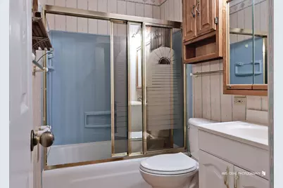 2019 Gilboa Avenue, Zion, IL 60099 - Photo 24