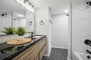 1621 Mission Hills Rd, Northbrook, IL 60062 - Photo 12
