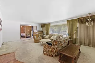 3620 Crain St, Skokie, IL 60076 - Photo 2