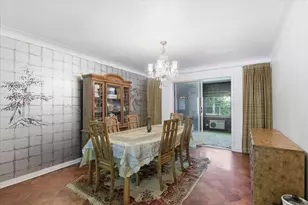 3620 Crain St, Skokie, IL 60076 - Photo 6