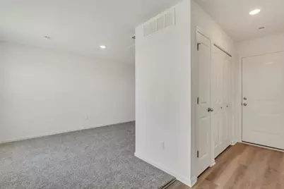 2686 Arrowhead Drive, Pingree Grove, IL 60140 - Photo 4