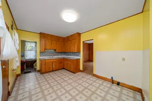 116 W Union St, Earlville, IL 60518 - Photo 10