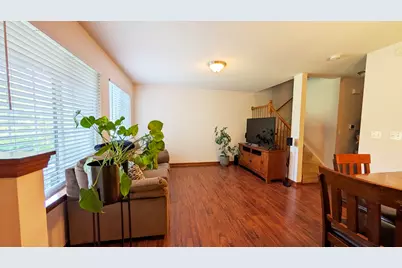 669 Lincoln Station Drive #669, Oswego, IL 60543 - Photo 6