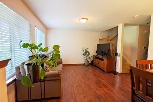 669 Lincoln Station Dr, Oswego, IL 60543 - Photo 6