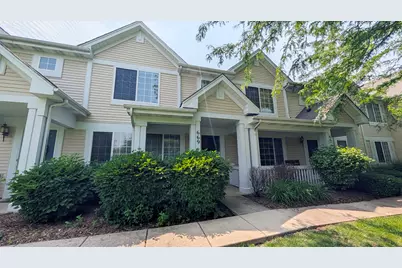 669 Lincoln Station Drive #669, Oswego, IL 60543 - Photo 1