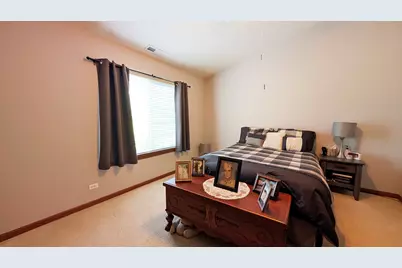 669 Lincoln Station Drive #669, Oswego, IL 60543 - Photo 12