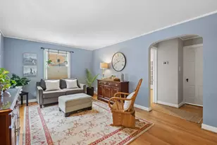 7143 N Mason Ave, Chicago, IL 60646 - Photo 2