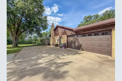 9758 E 1980 North Road, Oakwood, IL 61858 - Photo 38