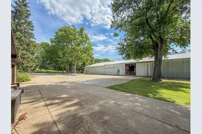 9758 E 1980 North Road, Oakwood, IL 61858 - Photo 44