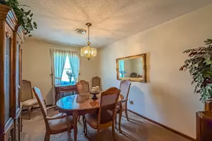 9758 E 1980 North Rd, Oakwood, IL 61858 - Photo 10