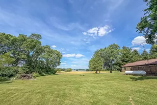 9758 E 1980 North Rd, Oakwood, IL 61858 - Photo 36