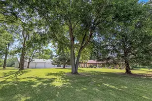 9758 E 1980 North Rd, Oakwood, IL 61858 - Photo 40