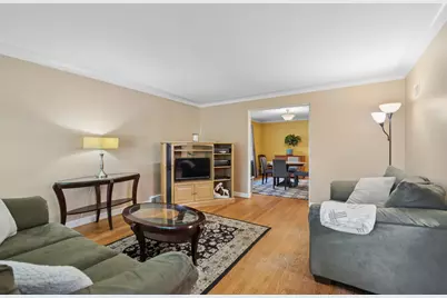 2904 W Fargo Avenue, Chicago, IL 60645 - Photo 4