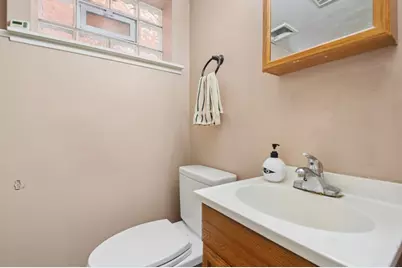 2904 W Fargo Avenue, Chicago, IL 60645 - Photo 18