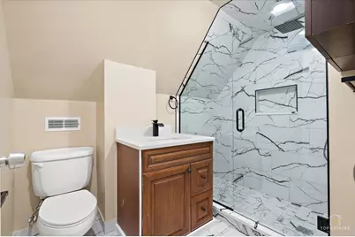 2939 N Hamlin Avenue, Chicago, IL 60618 - Photo 24