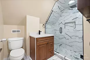 2939 N Hamlin Ave, Chicago, IL 60618 - Photo 24