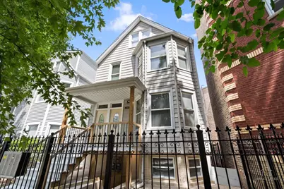 2939 N Hamlin Avenue, Chicago, IL 60618 - Photo 2